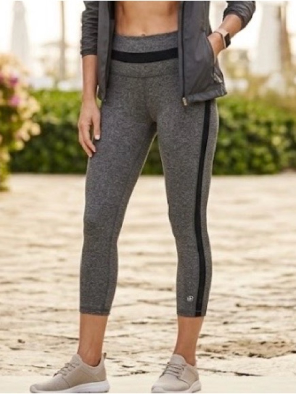 lululemon athletica Heather Gray Cropped Leggings with Black Side Stripe 858